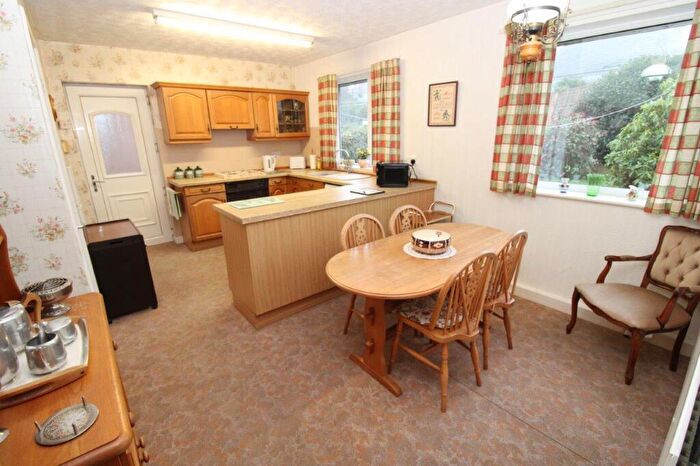 3 Bedroom Bungalow For Sale In Downs Crescent, Gawber, Barnsley, S75