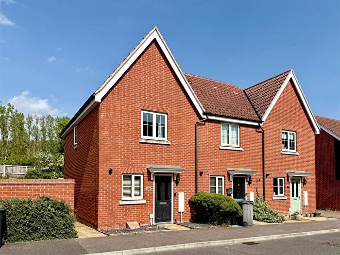 2 Bedroom End Of Terrace House For Sale In Osprey Drive, Stowmarket, IP14