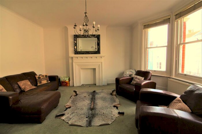 2 Bedroom Flat To Rent In Temple Street, Brighton, BN1