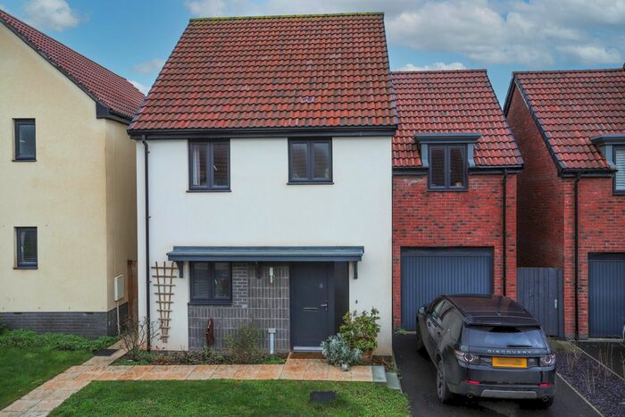 4 Bedroom Detached House To Rent In Kingfisher Rise, Cranbrook, Exeter, EX5