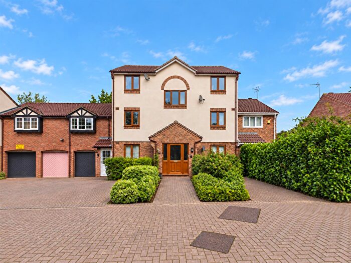 1 Bedroom Apartment For Sale In Buscombe Gardens, Hucclecote, Gloucester, GL3