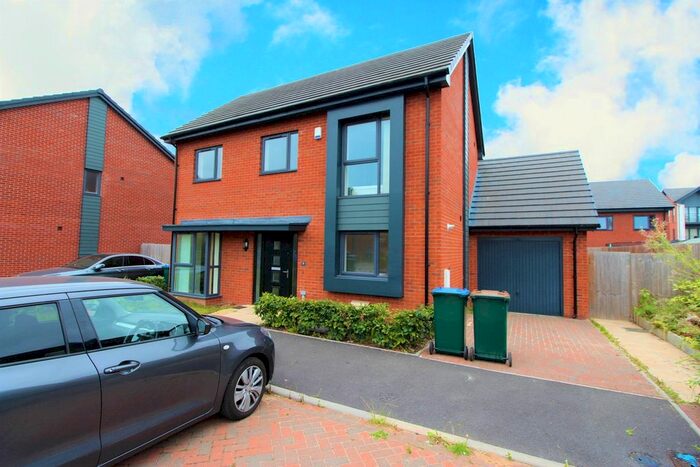 3 Bedroom End Of Terrace House To Rent In Greenfinch Road, Canley, Coventry CV4