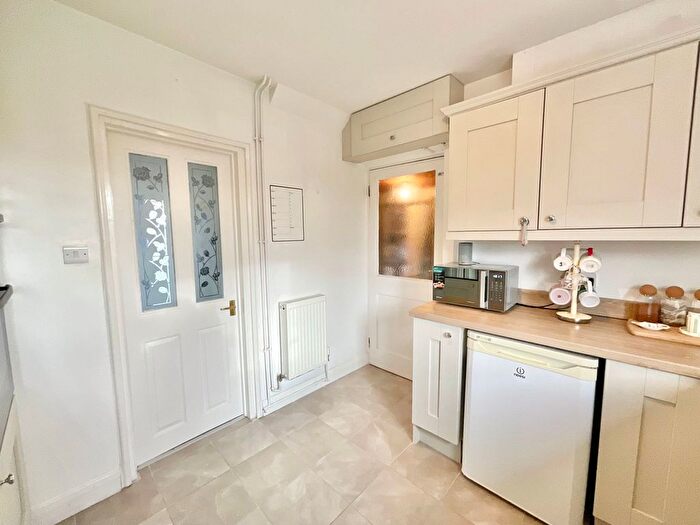 3 Bedroom Terraced House For Sale In Priory Road, Stone, ST15 - Photo 10