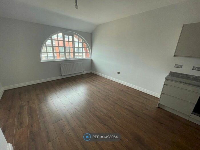 1 Bedroom Flat To Rent In Hoghton Street, Southport, PR9