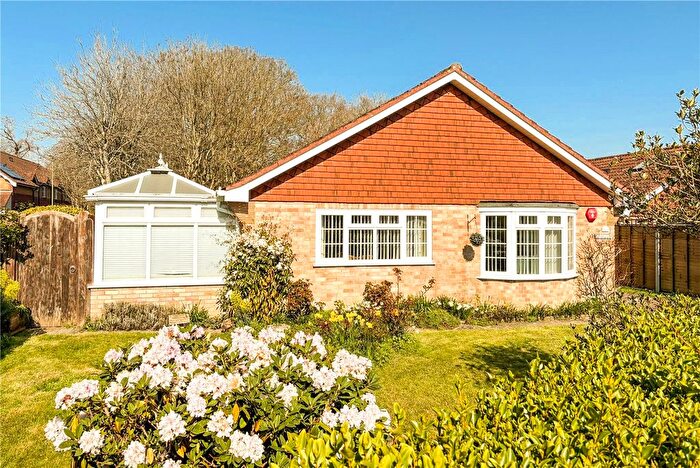 3 Bedroom Bungalow For Sale In Turners Farm Crescent, Hordle, Lymington, Hampshire, SO41