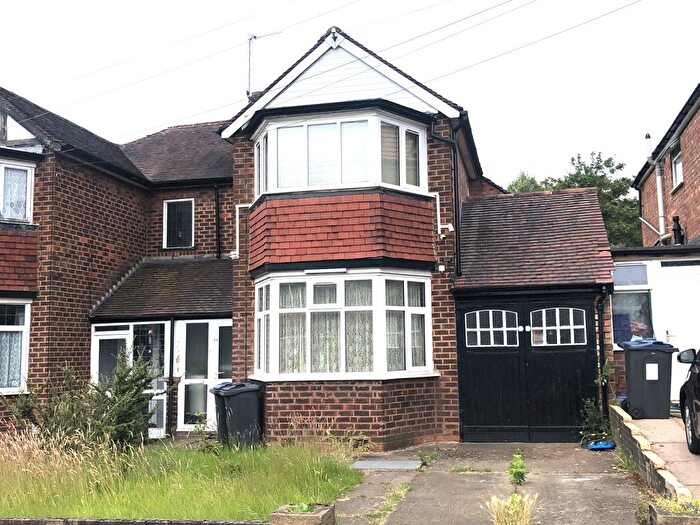 3 Bedroom Semi-Detached House To Rent In Elmbridge Road, Birmingham, West Midlands, B44