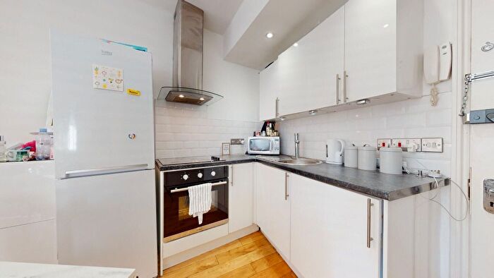 Studio To Rent In Gateforth Street, London, NW8