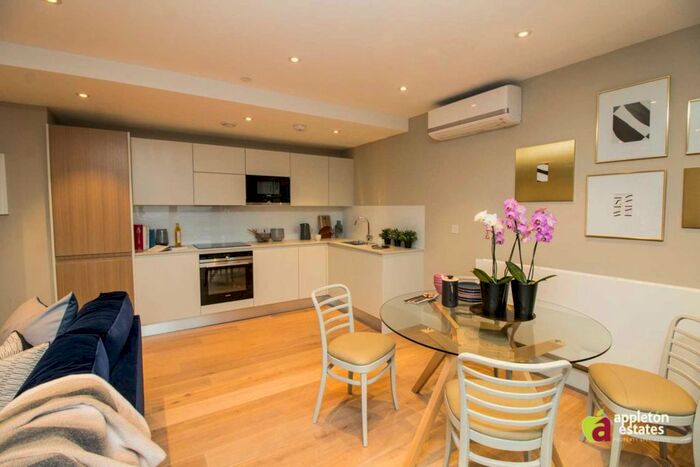 2 Bedroom Flat To Rent In Wellesley Road, Croydon CR9