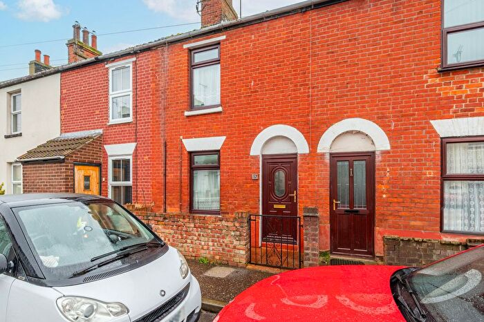 3 Bedroom Terraced House For Sale In Nelson Road, Gorleston, NR31