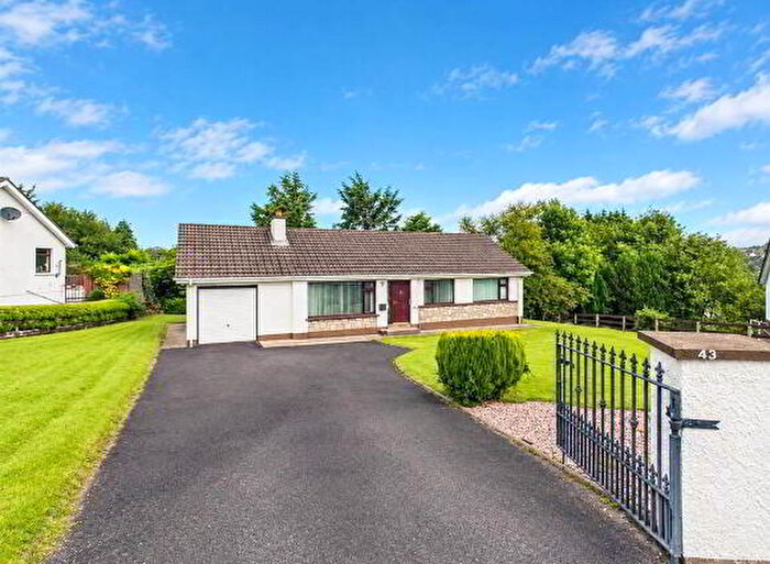 3 Bedroom Bungalows For Sale In Hawthorn Hill, Newry, BT35