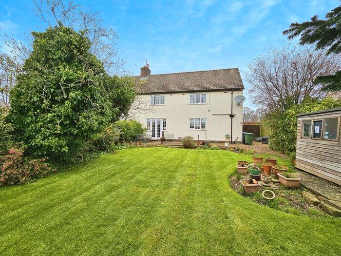 3 Bedroom Semi-Detached House For Sale In Kirkley Park, Newcastle Upon Tyne, NE20