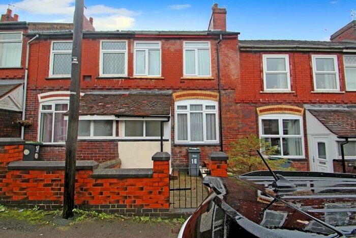 3 Bedroom Terraced House To Rent In Louise Street, Burslem, Stoke-On-Trent, ST6
