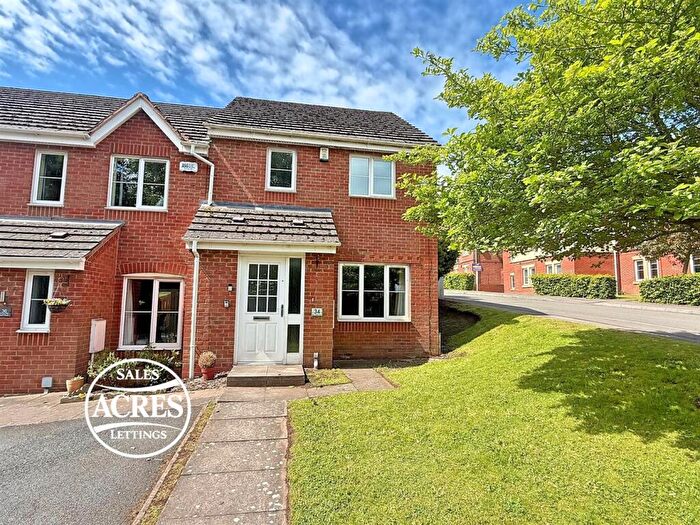 3 Bedroom End Of Terrace House For Sale In Blue Cedar Drive, Streetly, Sutton Coldfield, B74