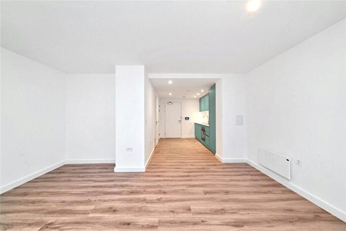 Apartment To Rent In Calibra Court, Kimpton Road, Luton, LU2