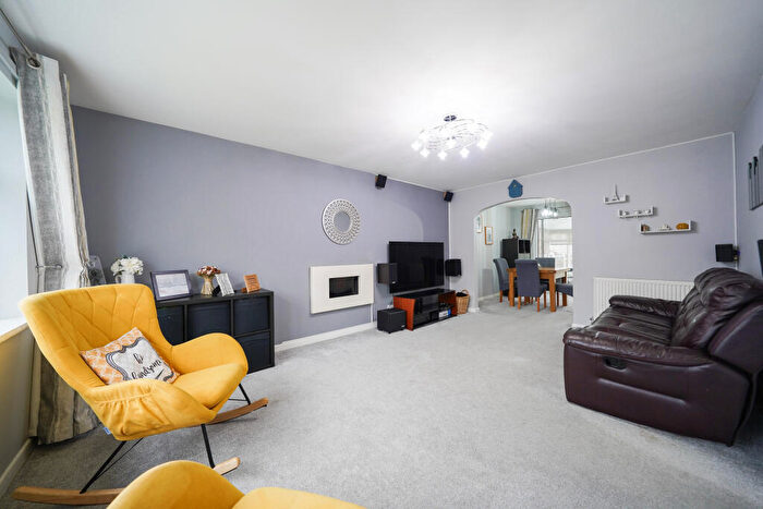 4 Bedroom Detached House For Sale In Somerset Drive, Glenfield, Leicester, Leicestershire, LE3
