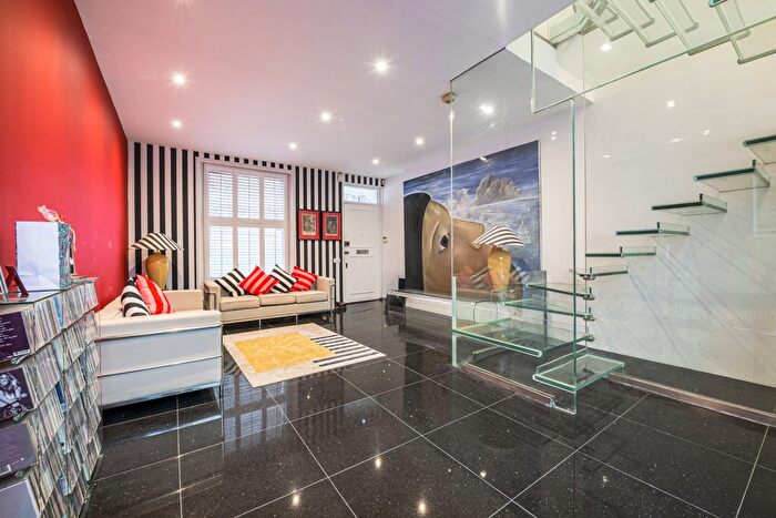 3 Bedroom Terraced House For Sale In Eaton Terrace, SW1W