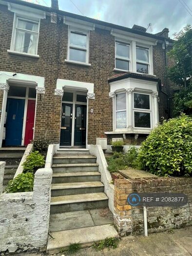 2 Bedroom Flat To Rent In Greenwich, London, SE7