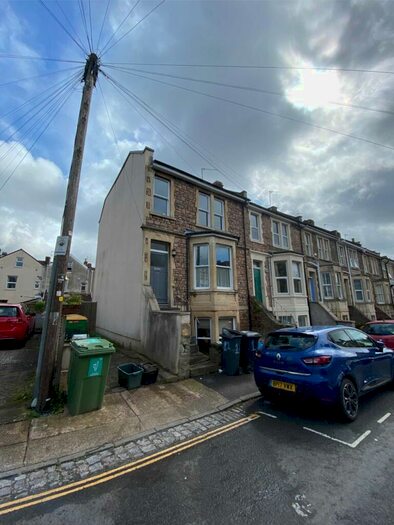 5 Bedroom Maisonette To Rent In Cowper Road, Redland, Bristol, BS6