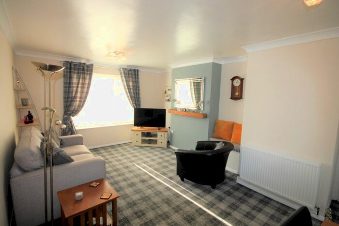 1 Bedroom Flat To Rent In Windsor Garth, York, YO24