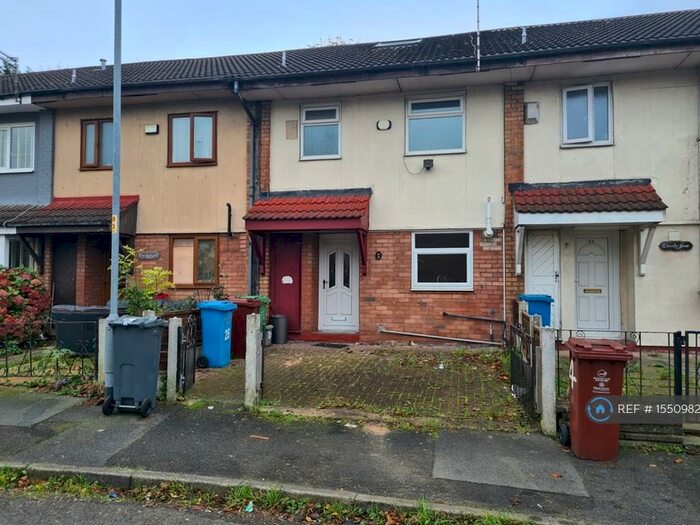 3 Bedroom Terraced House To Rent In Eastburn Avenue, Manchester, M40