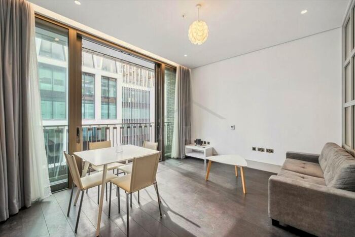 1 Bedroom Flat To Rent In Victoria Street, Westminster, London, SW1H