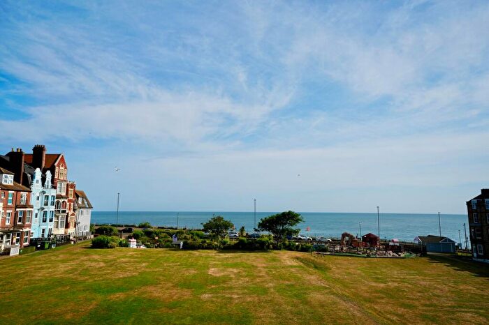 2 Bedroom Flat For Sale In Cadogan Road, Cromer, NR27