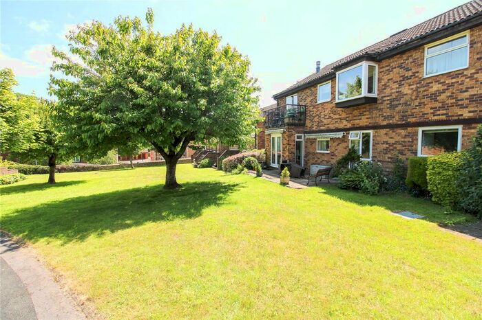 2 Bedroom Flat To Rent In The Weavers, Old Town, Swindon, SN3