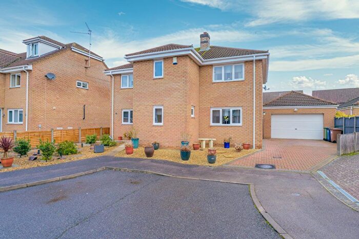 4 Bedroom Detached House For Sale In Apeldoorn Walk, Wisbech, Cambridgeshire, PE13