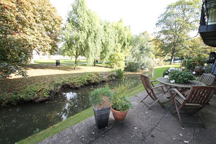 2 Bedroom Barn Conversion To Rent In Duckmill Crescent, Duckmill Lane, Bedford, MK42