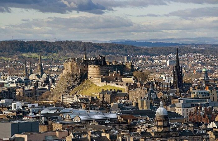 Studio To Rent In Potterrow, Edinburgh, EH8