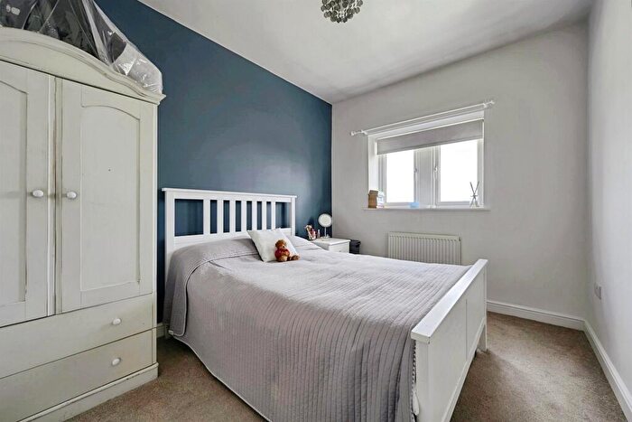 3 Bedroom Terraced House For Sale In Halifax Road, Cullingworth, Bradford, BD13