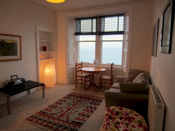 2 Bedroom Flat To Rent In Starbank Road, Trinity, Edinburgh, EH5