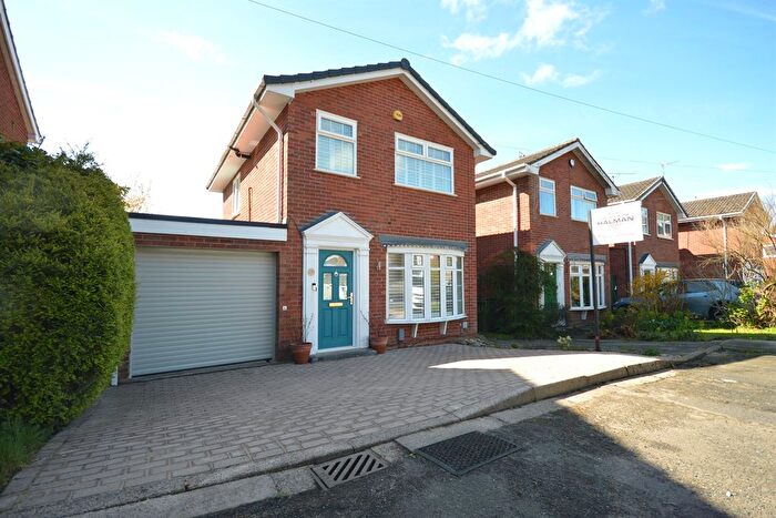 4 Bedroom Detached House For Sale In Rosewood Avenue, Heaton Mersey, Stockport, SK4