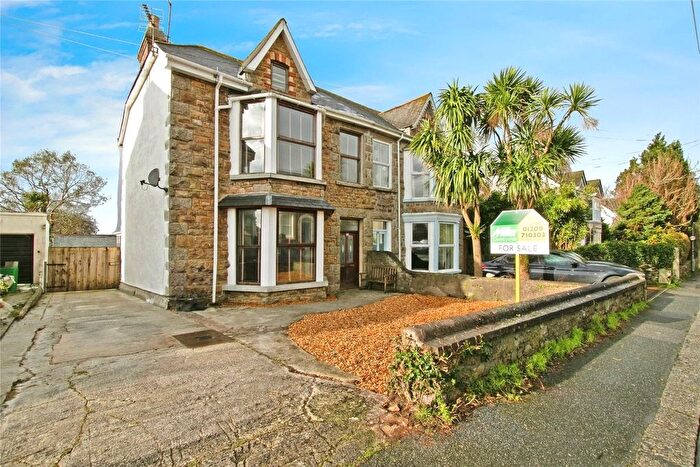 5 Bedroom Semi-Detached House For Sale In Mount Pleasant Road, Camborne, Cornwall, TR14