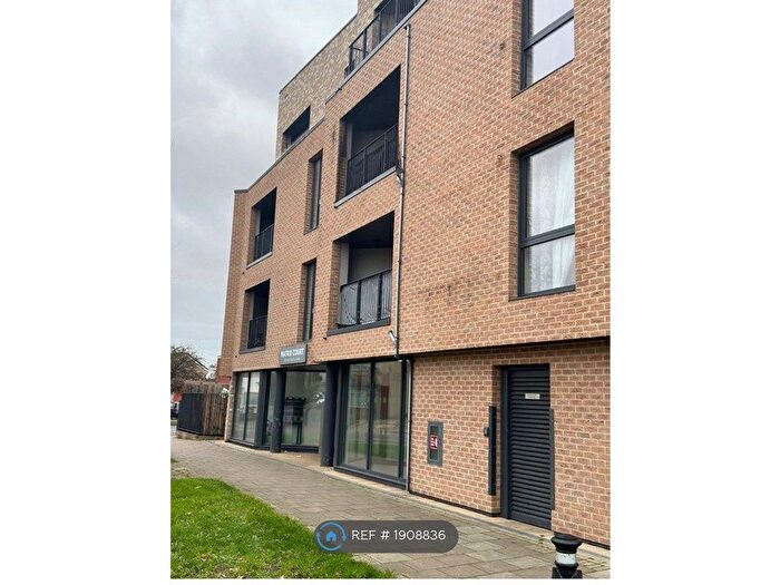 1 Bedroom Flat To Rent In Matrix Court, Harrow, HA2