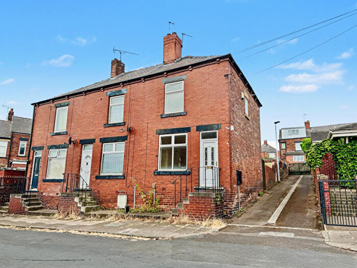 2 Bedroom Terraced House For Sale In Thirlmere Road, Oakwell, Barnsley, S71