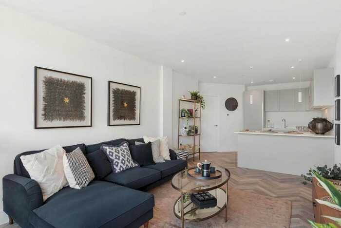 2 Bedroom Flat For Sale In Steel House Yard, Bombay Street, SE16