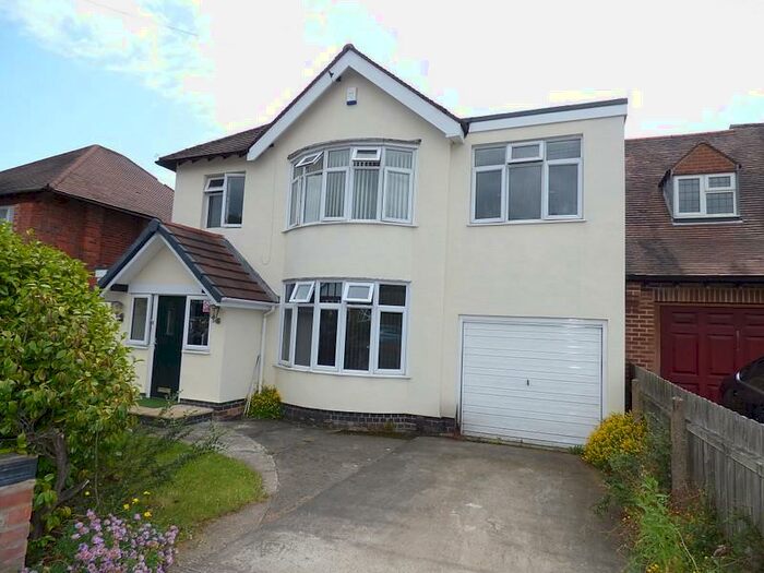 4 Bedroom Detached House To Rent In Ridsdale Road, NG5