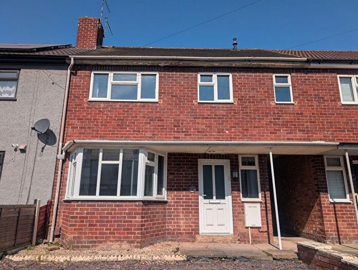 4 Bedroom Terraced House For Sale In Clifton Road, Nuneaton, CV10