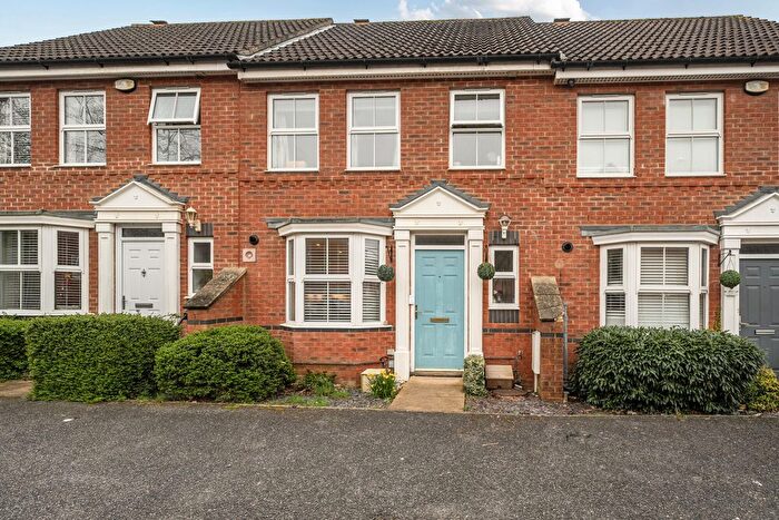 3 Bedroom Terraced House For Sale In Helegan Close, Orpington, BR6
