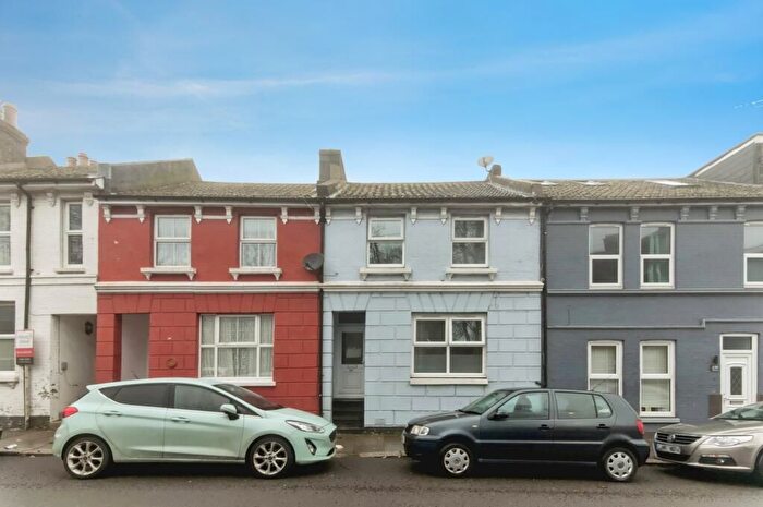 3 Bedroom Terraced House For Sale In Priory Road, Hastings, TN34