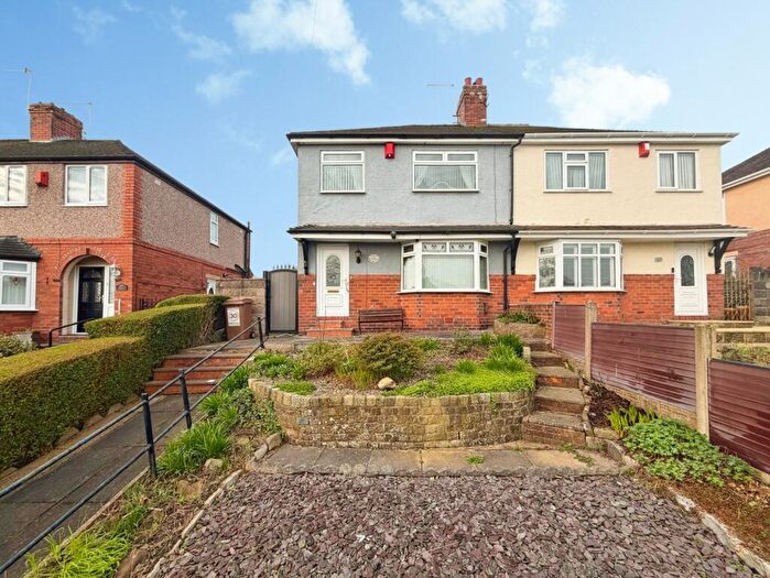 3 Bedroom Semi Detached House For Sale In Bank Hall Road, Stoke-on-Trent, Staffordshire, ST6