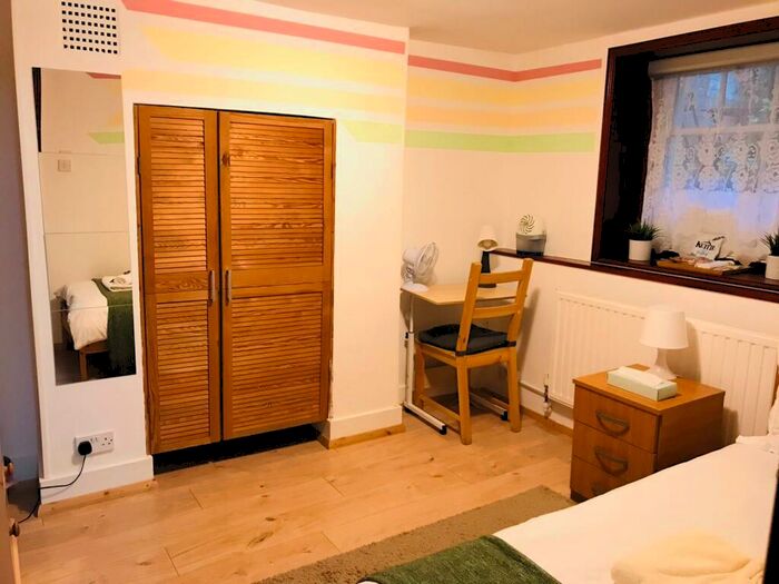 1 Bedroom House To Rent In Ford Square, London, E1