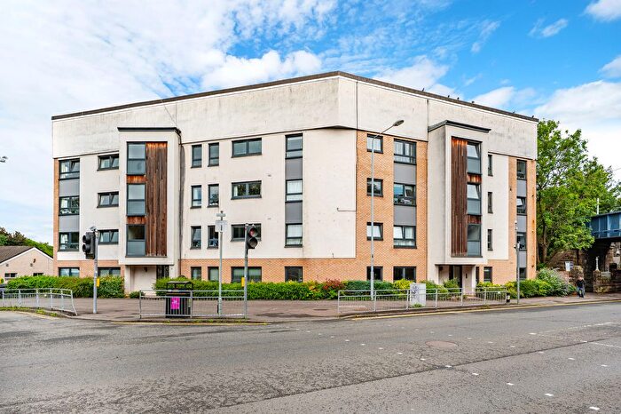 2 Bedroom Flat For Sale In Kilmarnock Road, Glasgow, G43
