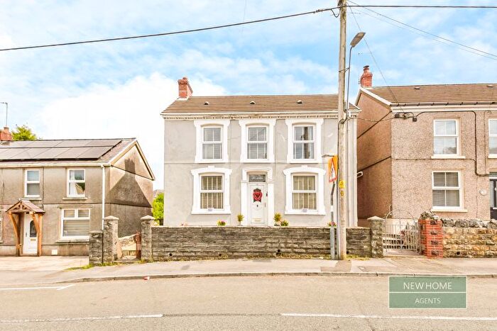 5 Bedroom Detached House For Sale In New Road, Ystradowen, Swansea, Carmarthenshire, SA9