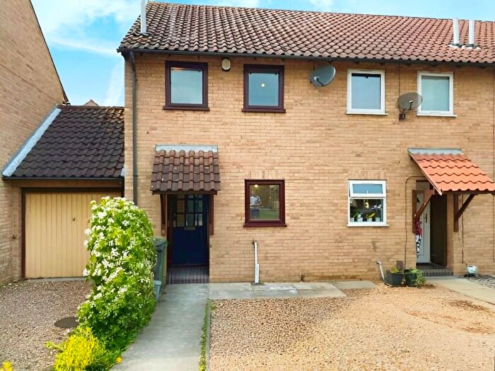 2 Bedroom Semi-Detached House To Rent In Wetherby Way, Eastfield, PE1