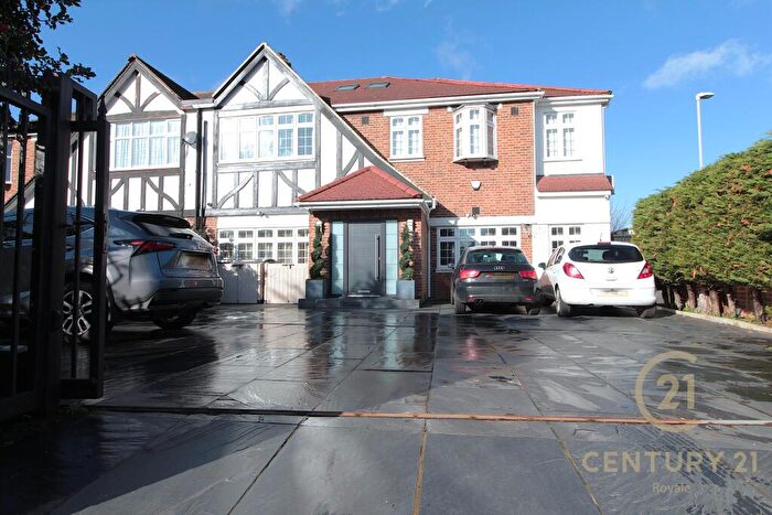 7 Bedroom Semi Detached House For Sale In Malden Road New Malden, KT3