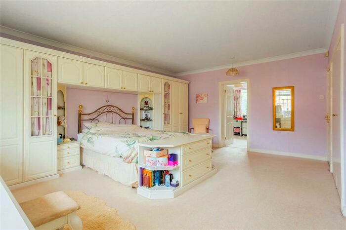 4 Bedroom Detached House For Sale In Moreland Drive, Gerrards Cross, Buckinghamshire, SL9