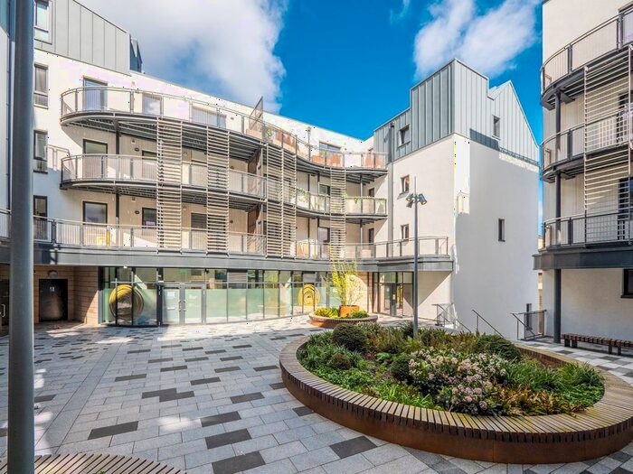 2 Bedroom Detached House To Rent In Shoemakers Square, Edinburgh, Midlothian, EH8