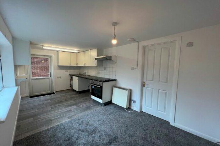 1 Bedroom Flat To Rent In Redbrook Lane, Buxted, Uckfield, TN22